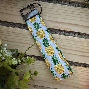 Pineapple Key Fob
